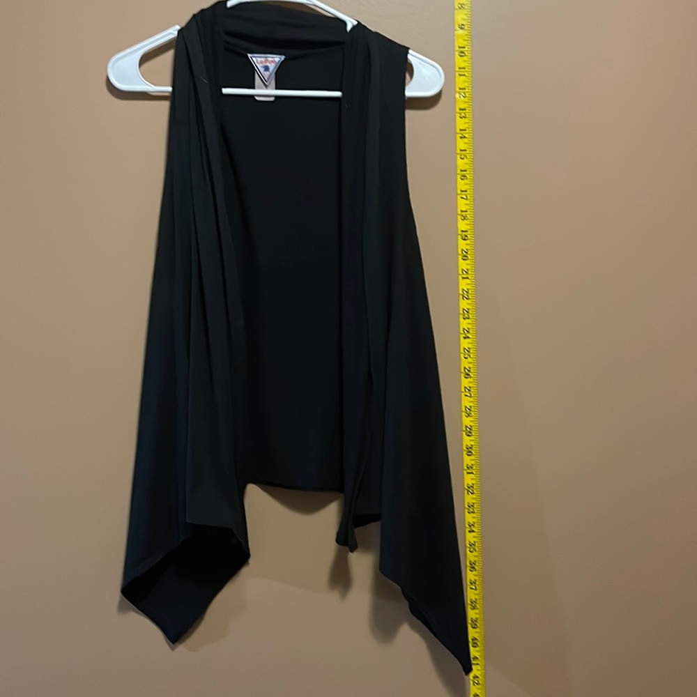 LeBon black lightweight layered open vest